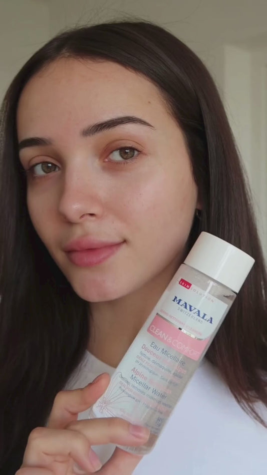 Aqua Plus Featherlight Cream